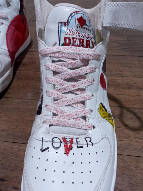 White/Red Speckled Flat Laces