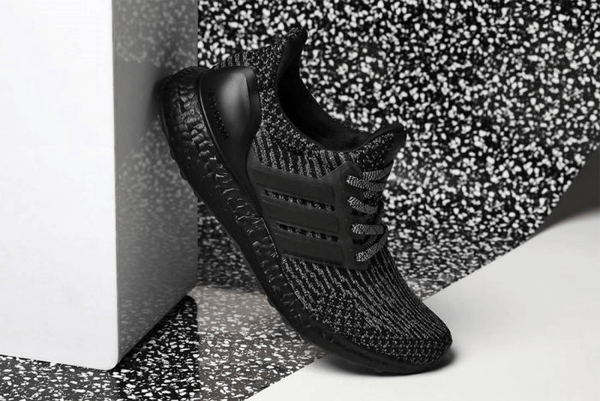 Adidas ultra boost triple black 3.0 80 store