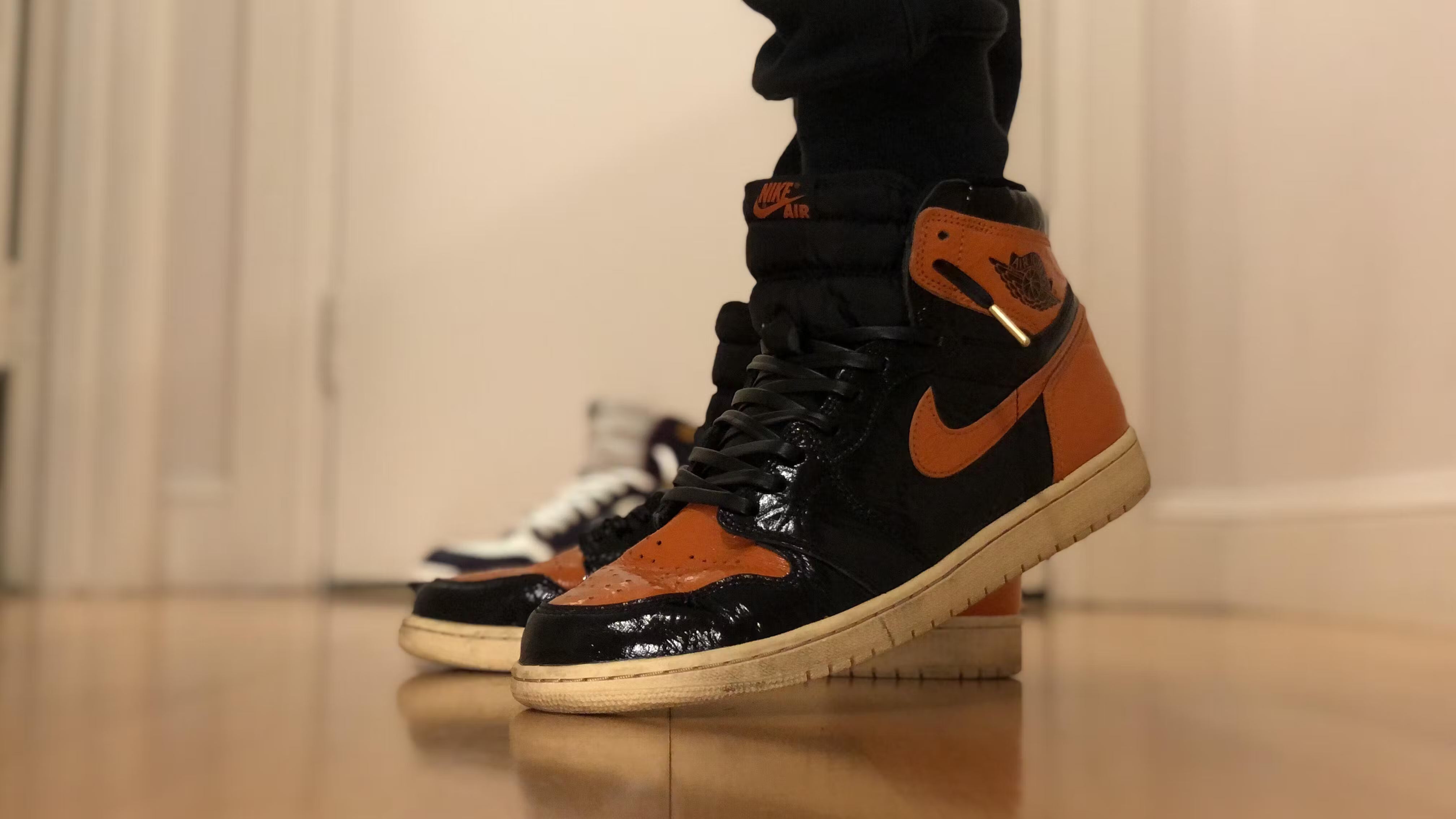 Black Leather Laces - Gold Aglet
